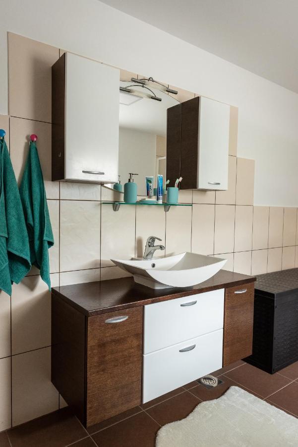 Вилла Wineyard Getaway House Sevnica Экстерьер фото